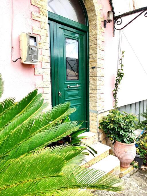 Voukamvilia Boutique Apartment Ágios Matthaíos Exterior foto